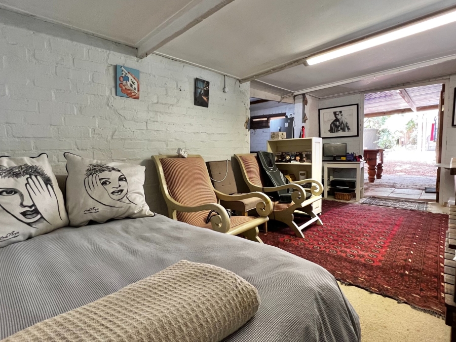 8 Bedroom Property for Sale in Raithby Western Cape